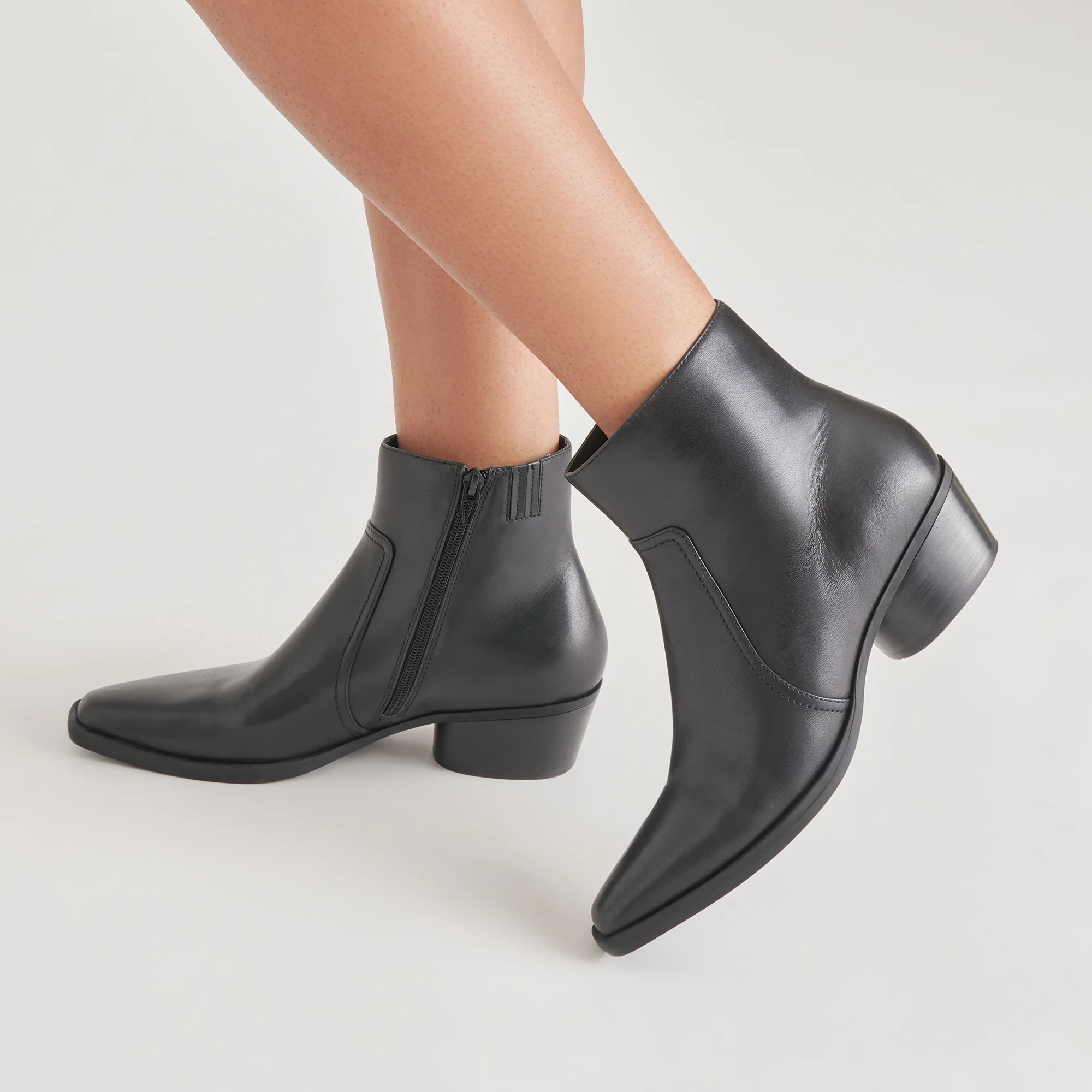 FAHARI H2O BOOTIES BLACK LEATHER 18 FAHARI H2O BOOTIES BLACK LEATHER