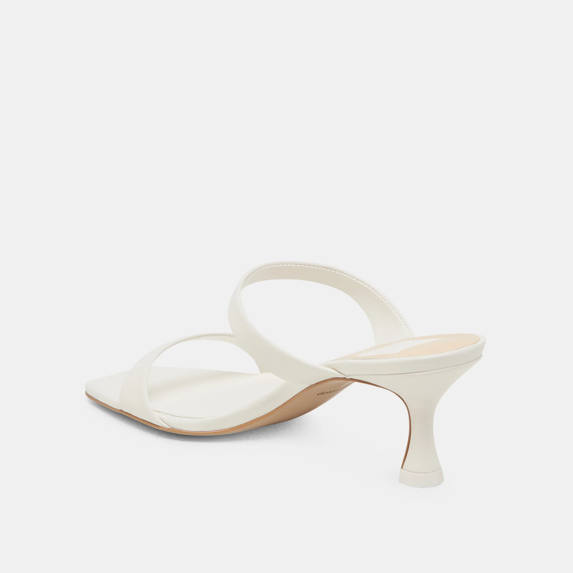GENORA WIDE HEELS WHITE LEATHER 14 GENORA WIDE HEELS WHITE LEATHER