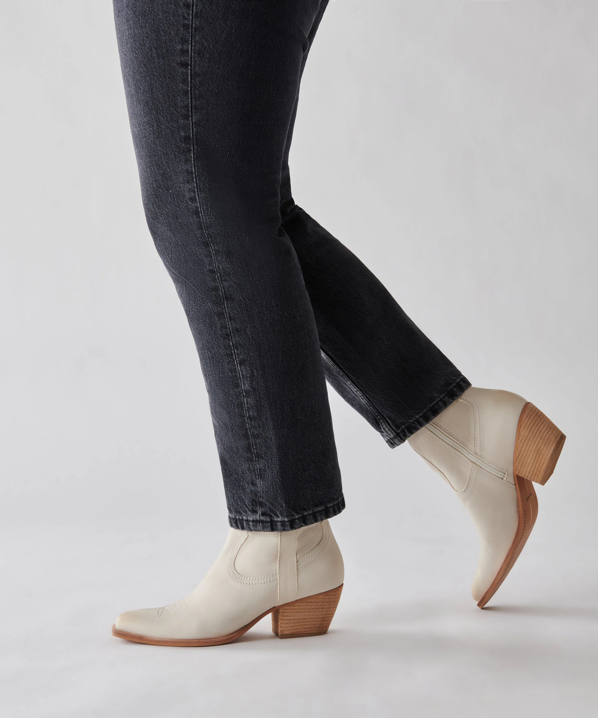 SILMA BOOTIES IVORY NUBUCK - re:vita 14 SILMA BOOTIES IVORY NUBUCK - re:vita