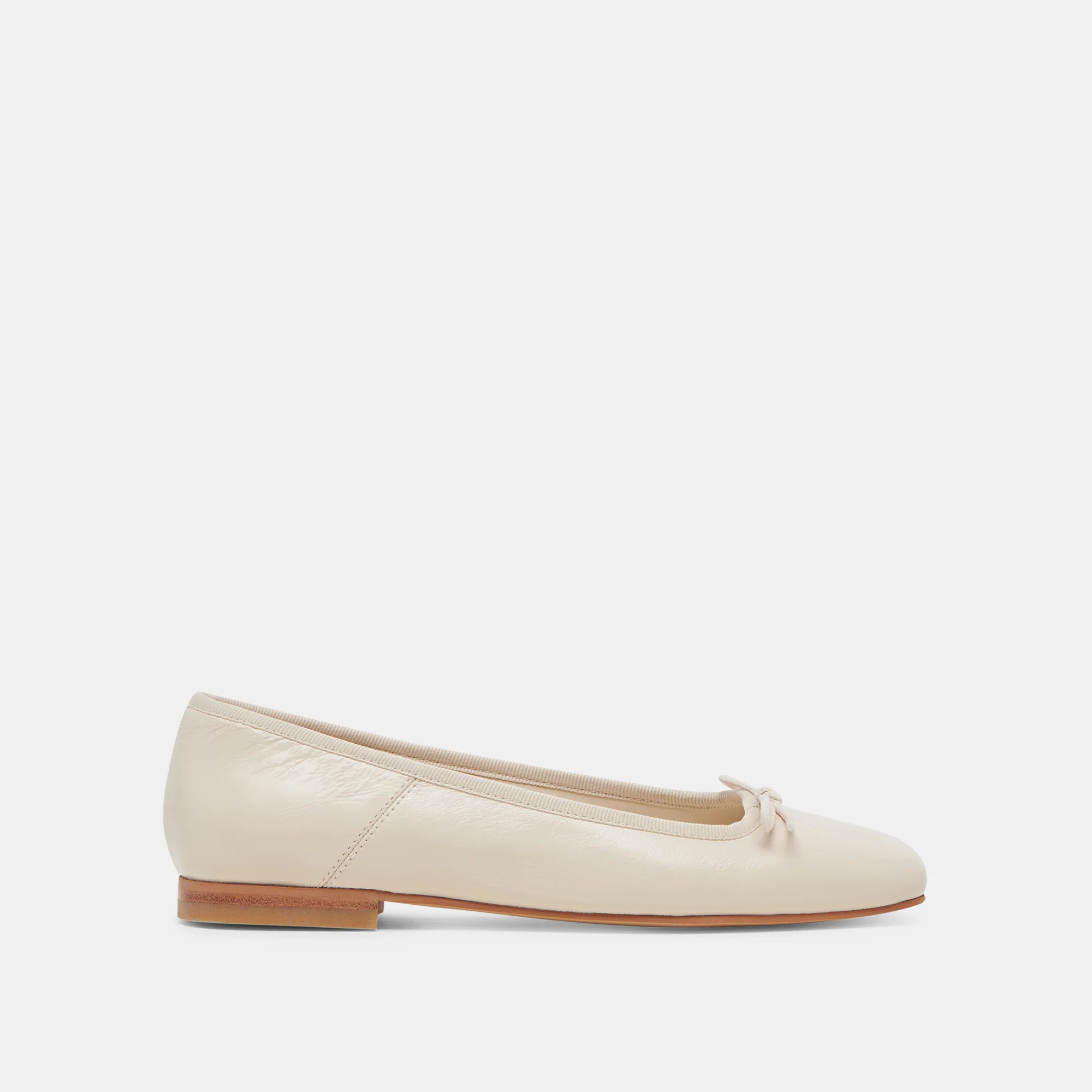 ANISA BALLET FLATS CREME CRINKLE PATENT 1 ANISA BALLET FLATS CREME CRINKLE PATENT