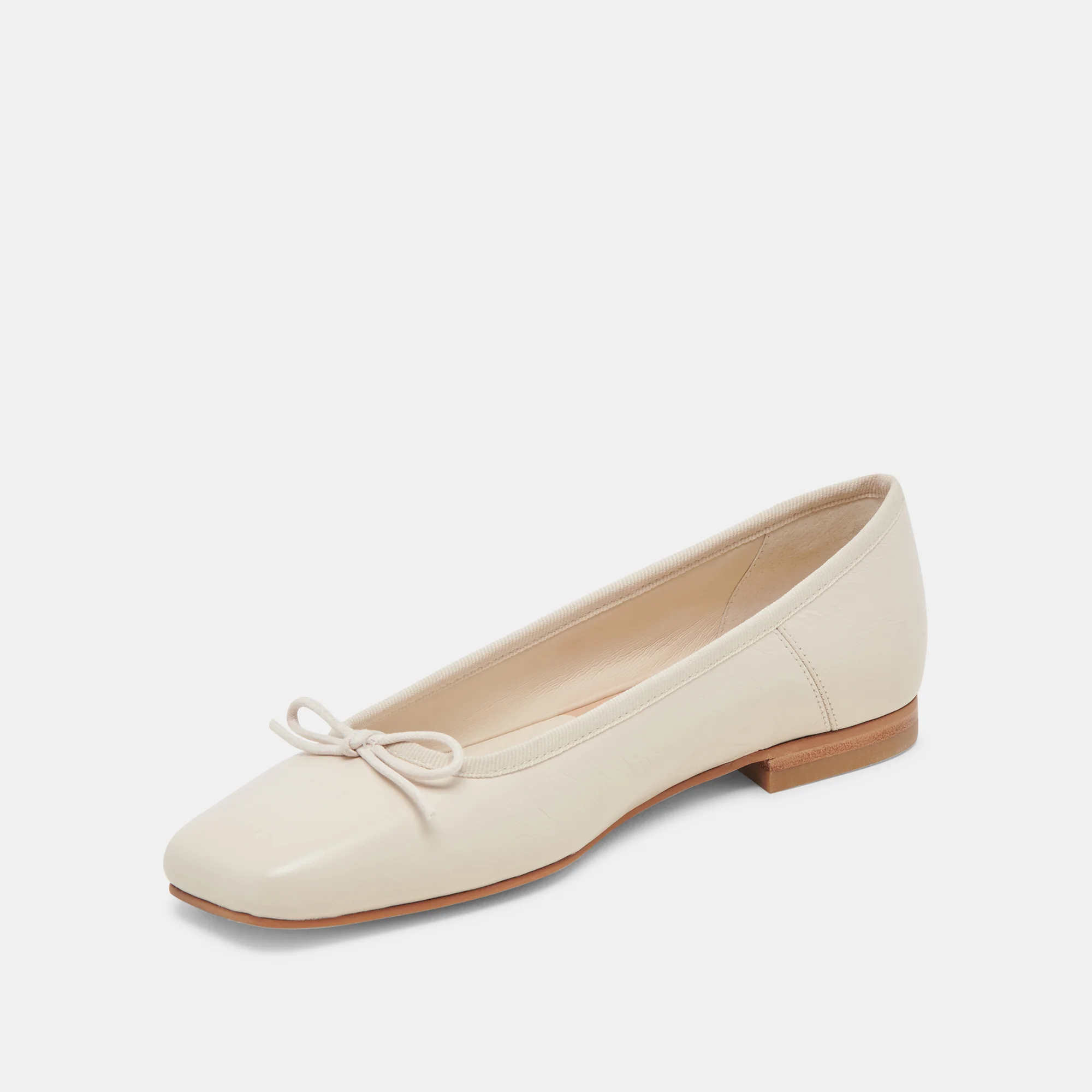 ANISA BALLET FLATS CREME CRINKLE PATENT 19 ANISA BALLET FLATS CREME CRINKLE PATENT
